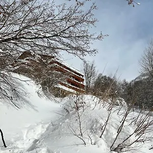 & Xalet Bringue Эл Серрат