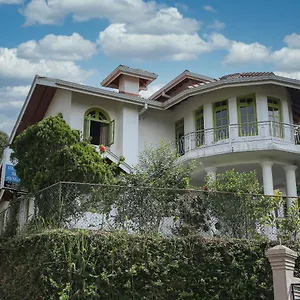 Hanthana Breeze Hotel Kandy
