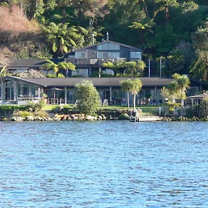 https://koura-lodge.rotoruahotelsnz.com