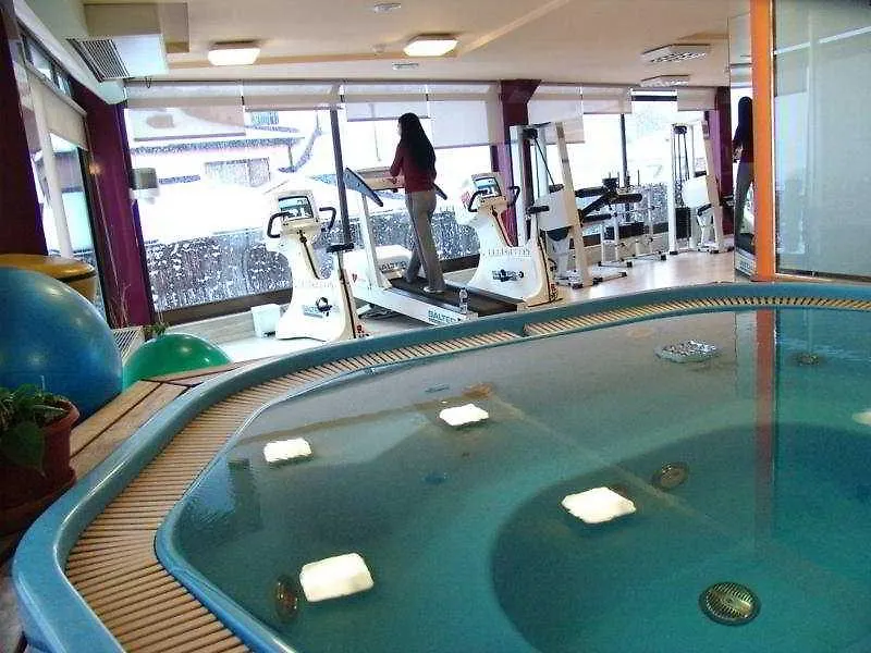 Hotel Cervol Andorra la Vella 3*,